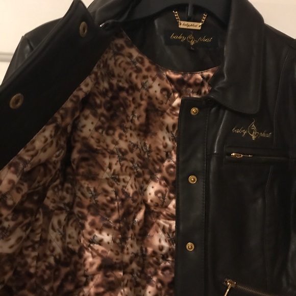 Woman’s leather jacket by Baby Phat . - Picture 6 of 11